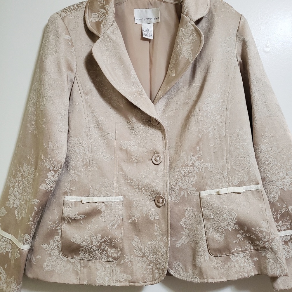 Susan Graver Floral Brocade Tan and White Blazer